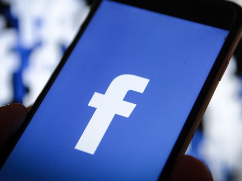 В Facebook признали прослушку разговоров пользователей