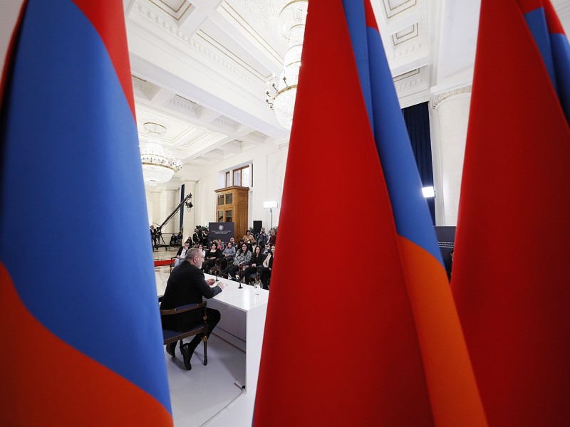 Пресс-конференция премьера: Пашинян продолжил курс на конфликт с Россией и сдачу Арцаха