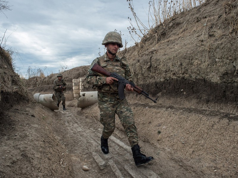 Экс-министр обороны Польши: существует опасность разморозки карабахского конфликта