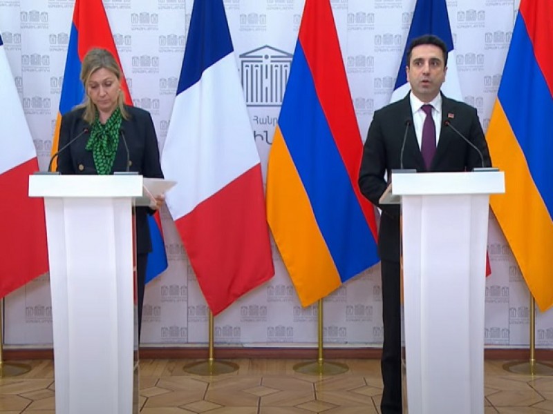 Спикеры НС Армении и Франции обсудили ситуацию вокруг Лачинского коридора