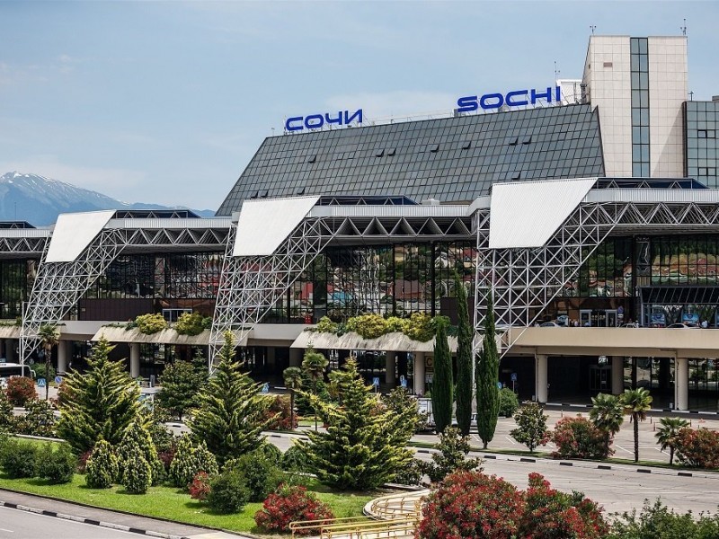 В аэропорту Сочи проводят чистку по национальному признаку - увольняют армян: заявление
