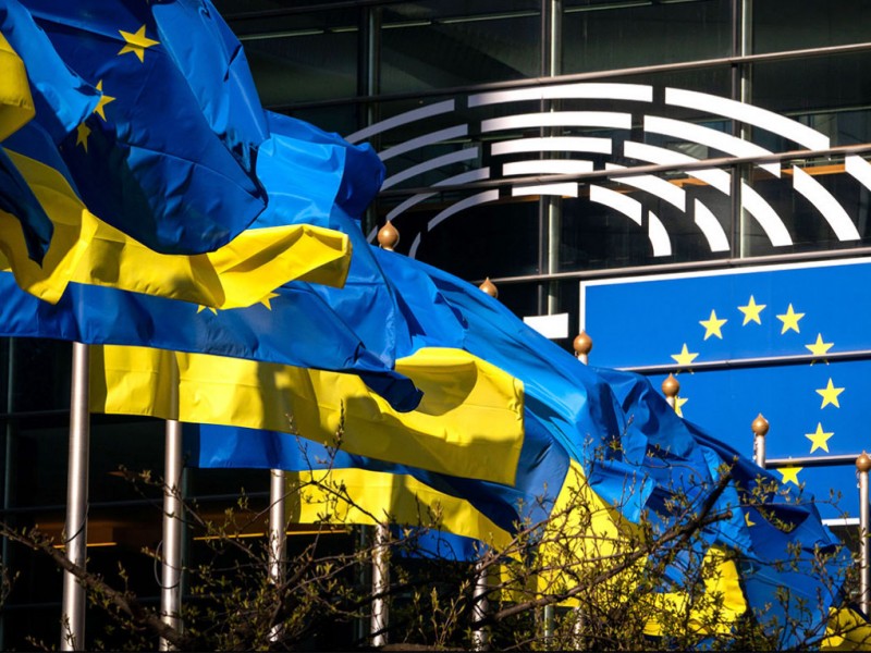Власти Франции исключают возможность ускоренного принятия Украины в состав ЕС