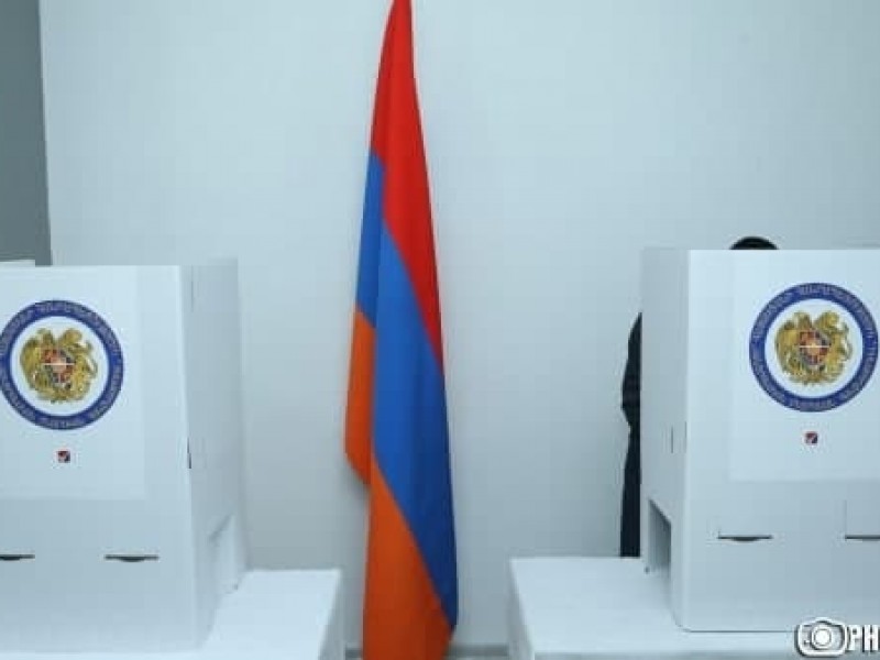 В Армении стартовали внeочередные парламентские выборы