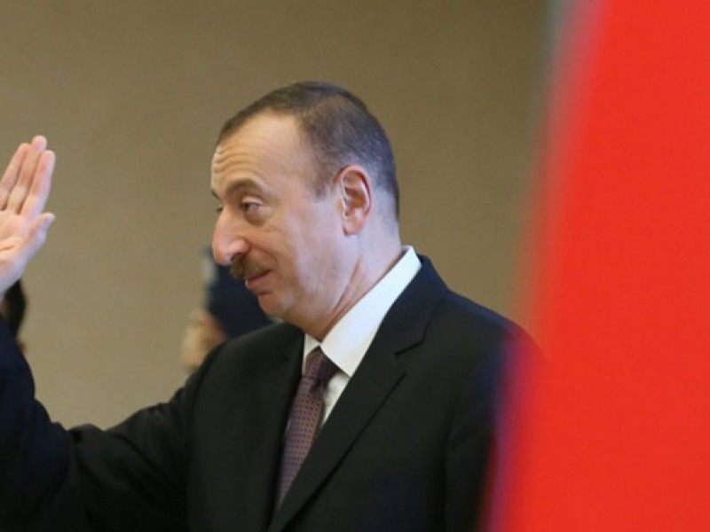 Алиев: интенсивный экономический рост в Азербайджане начнется в 2018 году