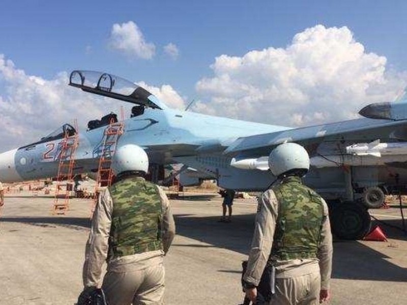 Российская авиация начала серию тяжёлых ударов по террористам в Сирии