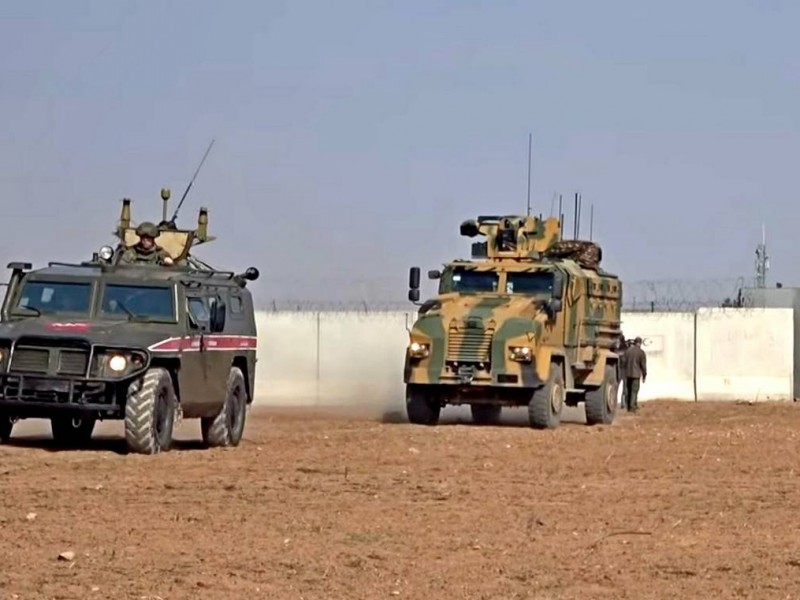 Российско-турецкое патрулирование трассы М-4 в Сирии впервые прошло по всему маршруту
