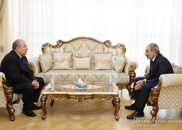 Президент Республики Армения поздравил Никола Пашиняна с победой на выборах