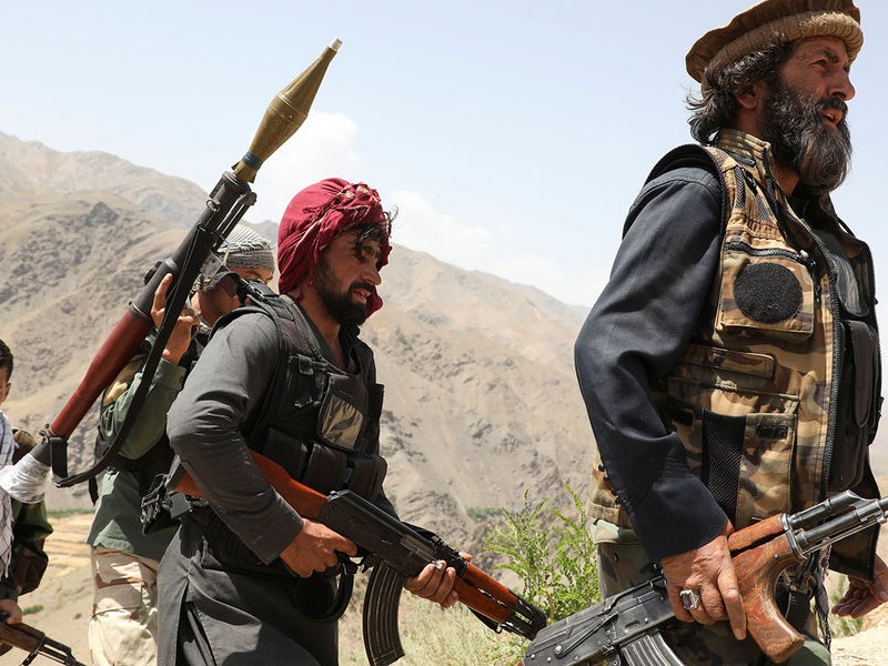Шойгу: ОДКБ нужно готовиться к возможному вторжению боевиков из Афганистана