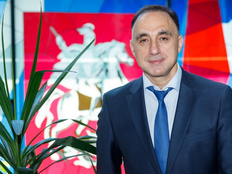 Интерес к обучению русскому языку в Армении огромен – Ваграм Карапетян