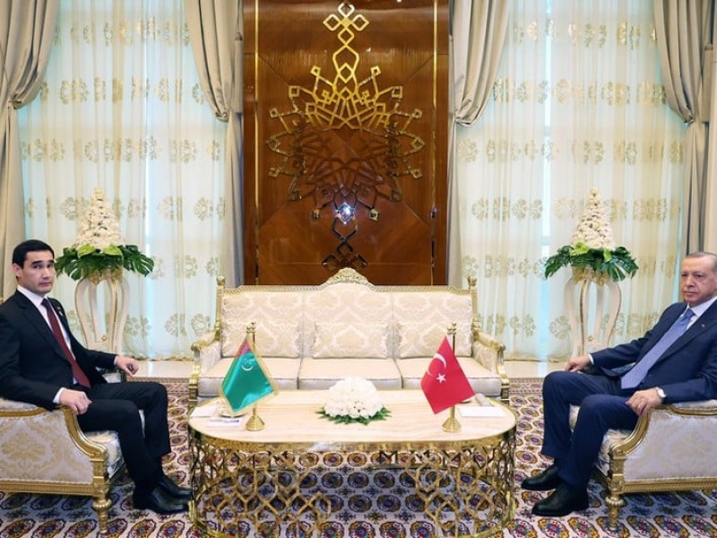 Президенты Азербайджана, Турции и Туркменистана проведут первый трехсторонний саммит 