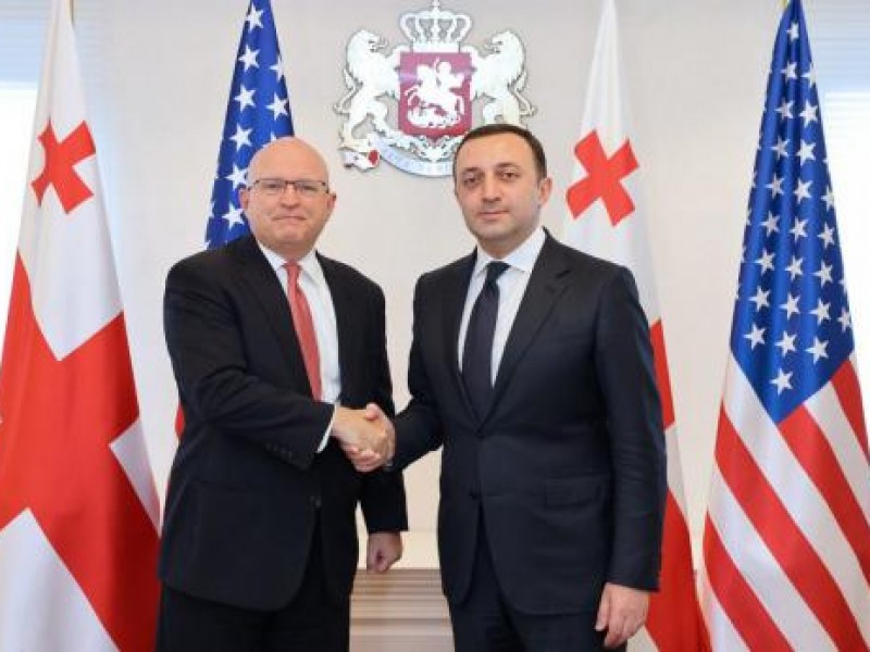 Рикер отметил позитивную роль Грузии в организации встречи глав МИД Азербайджана и Армении
