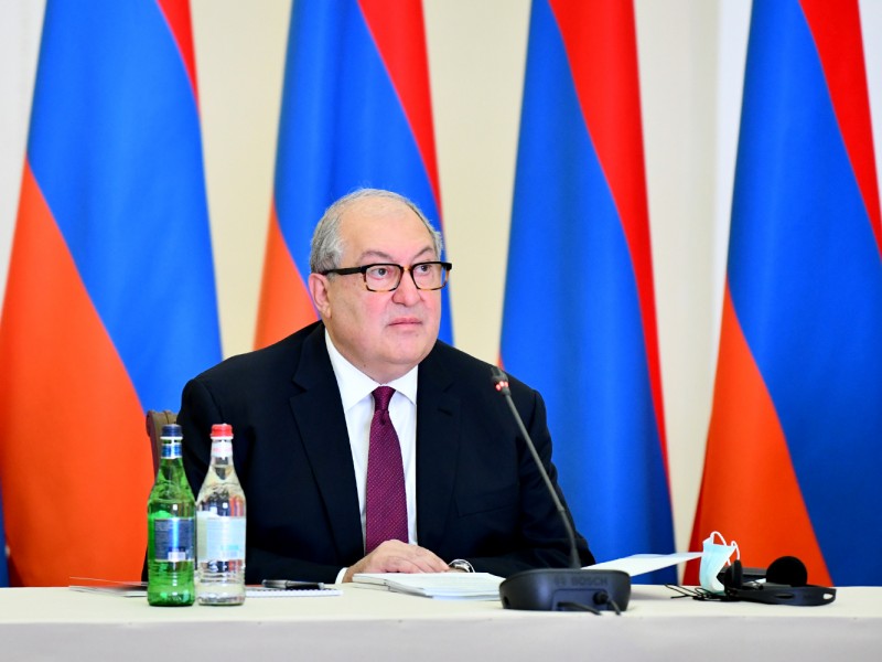 Необходимо принять меры для возвращения армянских пленных из Азербайджана - президент