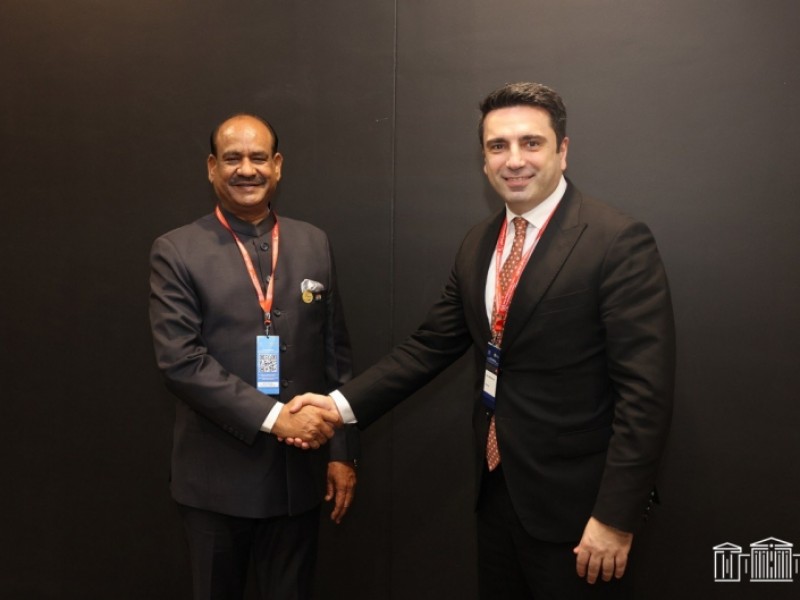 Спикеры НС Армении и Индии обсудили приоритеты сотрудничества двух стран