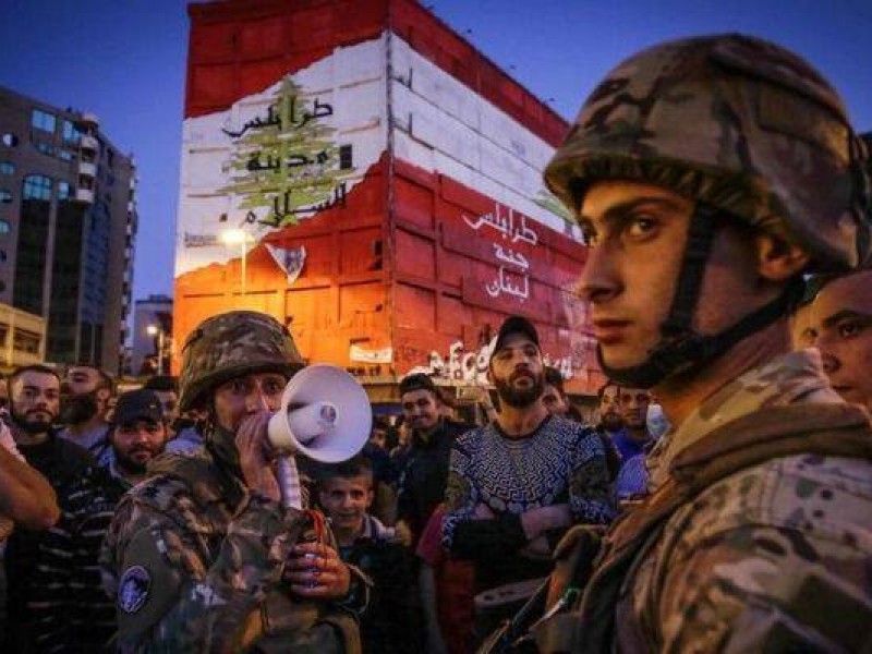 Армия Ливана разогнала демонстрантов и восстановили контроль над основными улицами Бейрута