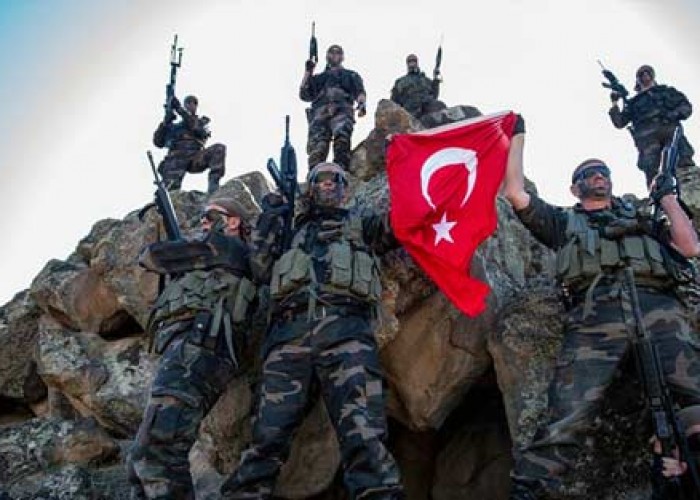 Турция направила в Сирию еще 300 бойцов спецназа