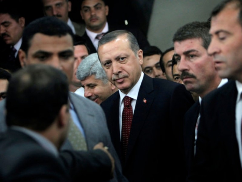 Охрана Эрдогана устроила драку с пограничниками в аэропорту Сараево