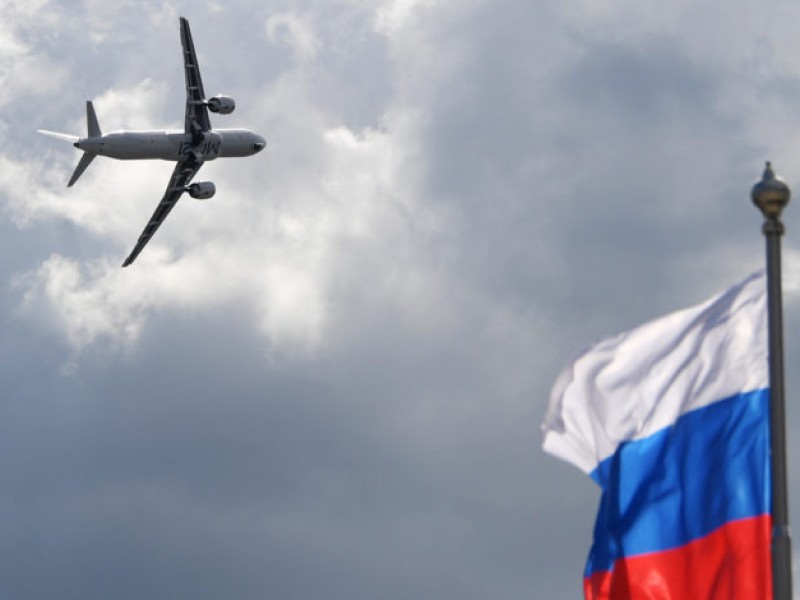 Мишустин: Россия возобновит международное авиасообщение с 1 августа