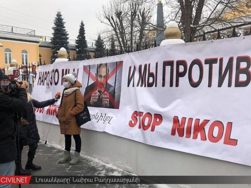 Акция подписания петиции у посольства РА в Москве прошла, как и планировалась: САР