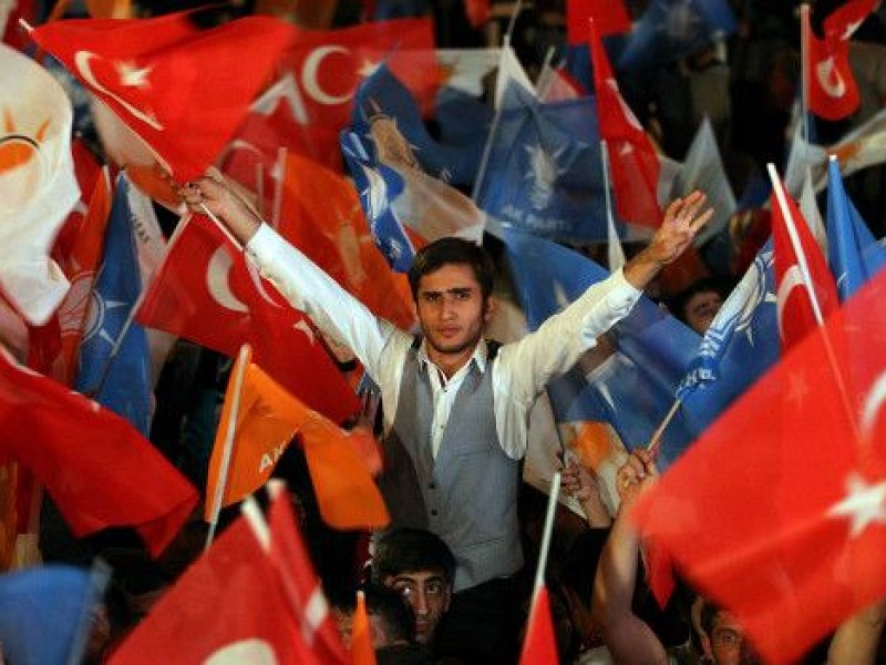 Взгляд из Анкары: необходима реформа структуры правящей партии Турции
