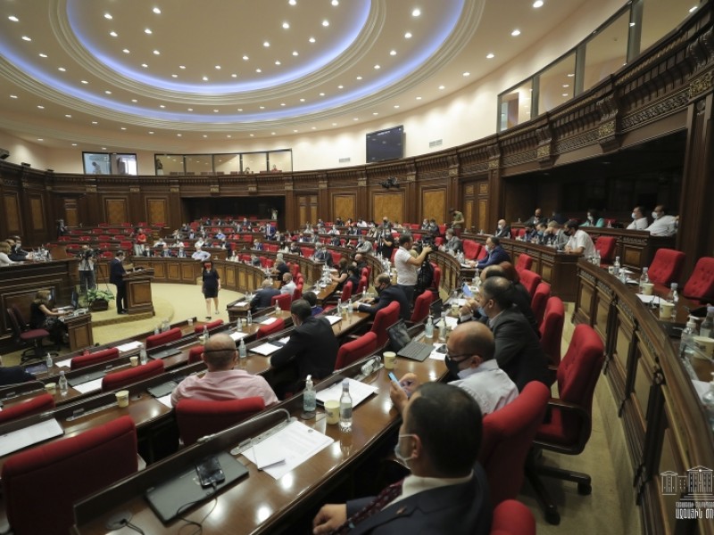 Парламент исчерпал повестку дня внеочередного заседания: Все законопроекты приняты