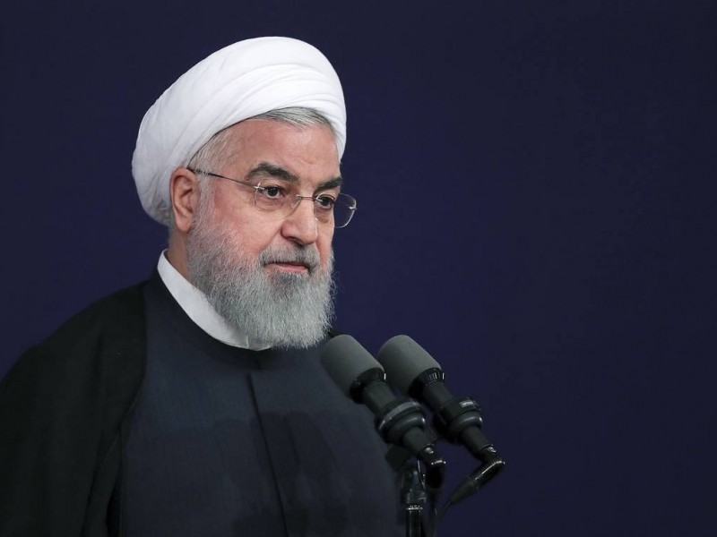 Роухани Макрону: Переговоры с США бессмысленны, пока действуют санкции против Ирана 
