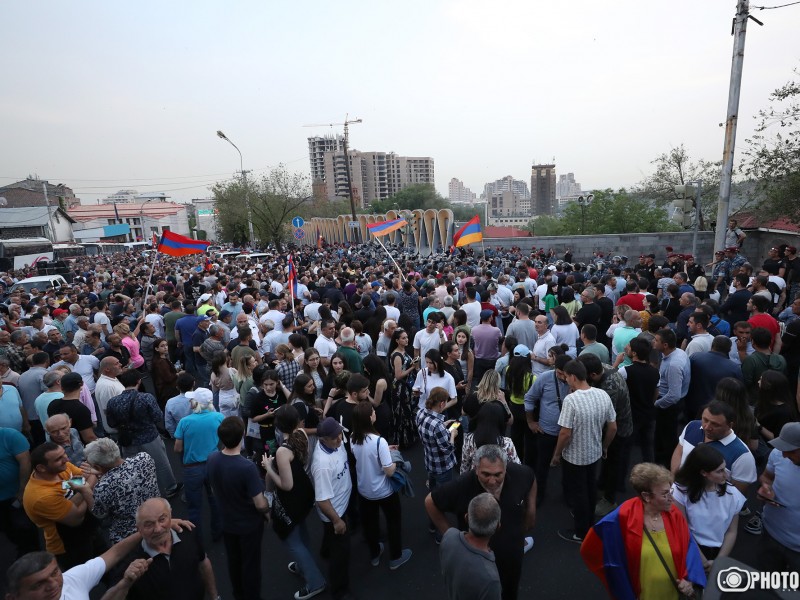 Нет молчанию и двойным стандартам: шествие направилось к офису ЕС в Ереване