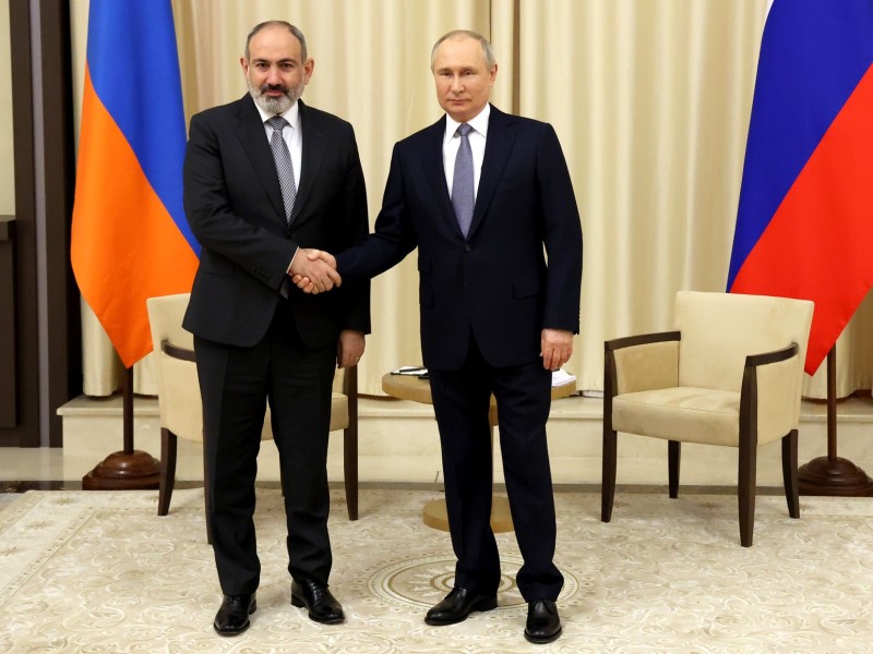 Карабах, разблокировка и ОДКБ: Путин и Пашинян приняли совместное заявление 