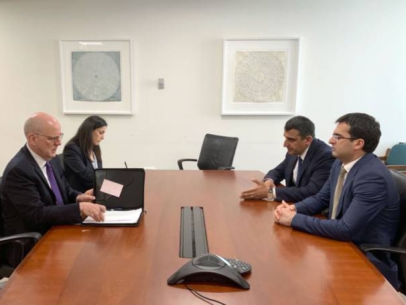 Министр Акоп Аршакян и зампомощника госсекретаря США обсудили вопросы сотрудничества