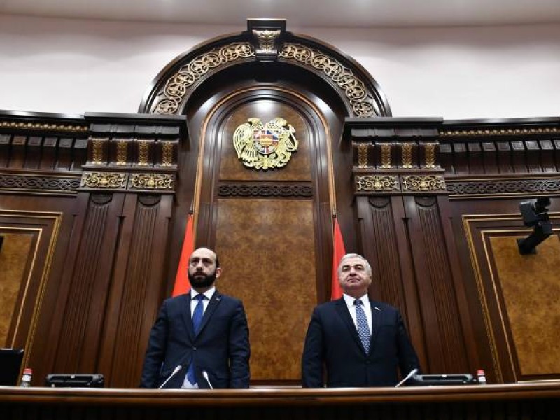 Депутаты парламентов Армении и Арцаха приняли заявление по итогам специального заседания