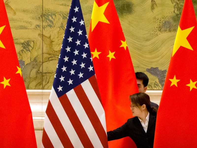 МИД Китая: США должны прекратить вмешиваться в дела других стран под предлогом демократии