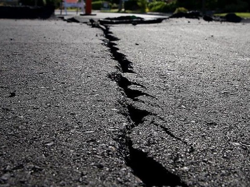 Специализированные группы МЧС Армении изучат последствия землетрясения