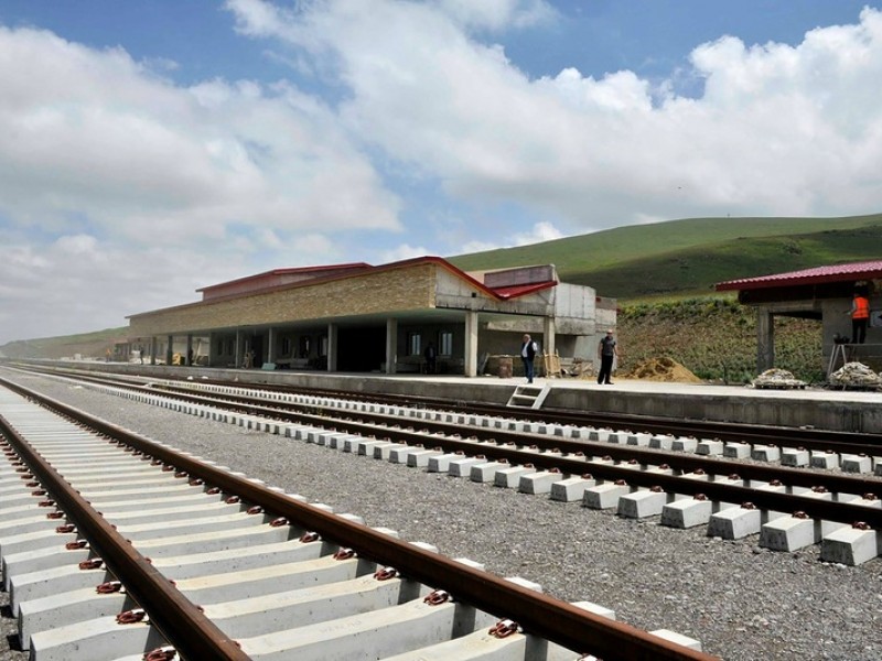 Железная дорога Баку-Тбилиси-Карс: в обход РФ и Армении