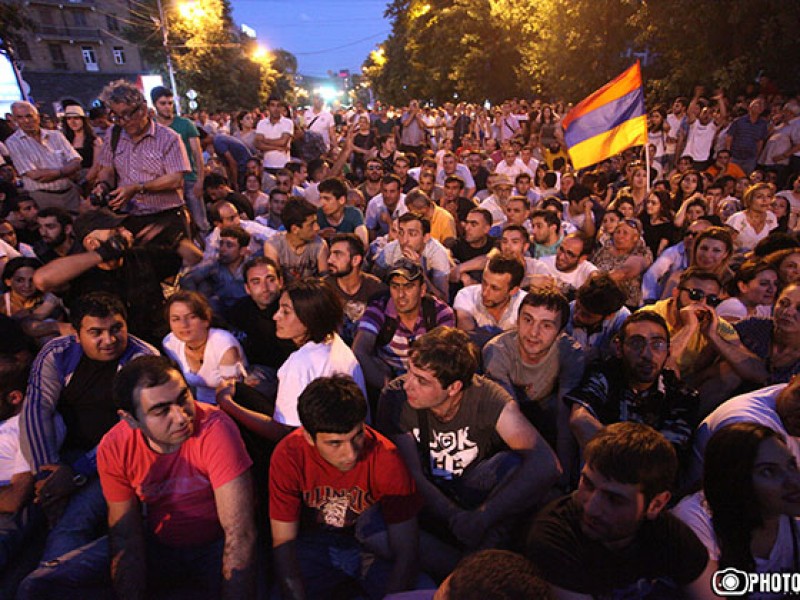 Никол Пашинян: Акции протеста в центре Еревана носят исключительно социальный характер