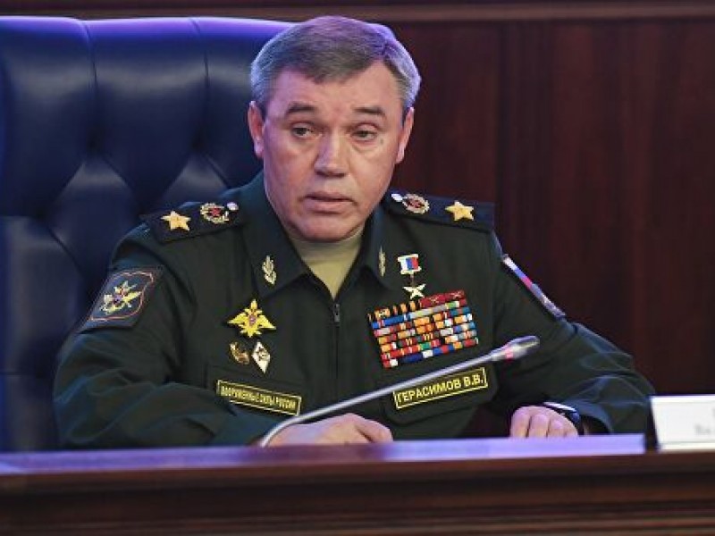 Герасимов: военные РФ в Карабахе сосредоточены на восстановлении мирной жизни в регионе