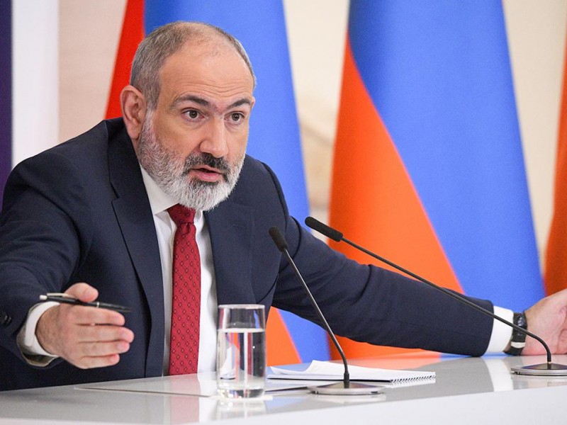 Пашинян: Армения - союзник России, но не в войне с Украиной