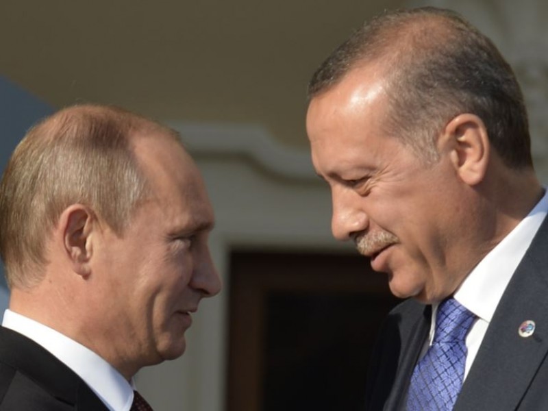 Путин и Эрдоган обсудили по телефону военное сотрудничество