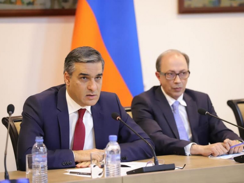 Омбудсмен представил послам пытки и бесчеловечное обращение со стороны азербайджанских ВС