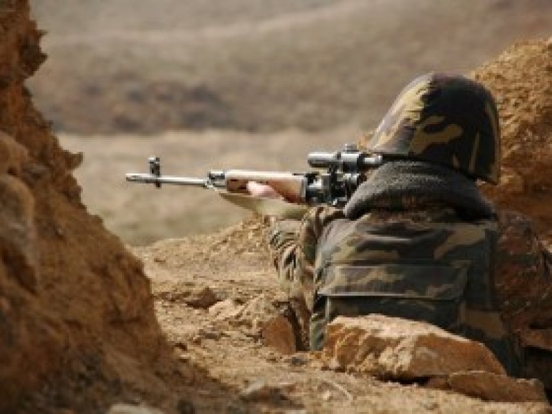 Азербайджанские ВС вновь подвергли интенсивному обстрелу карабахские позиции