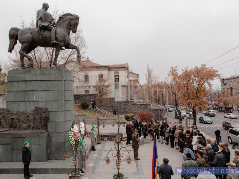В Ереване прошли торжественные мероприятия, посвященные 125-летию маршала Баграмяна