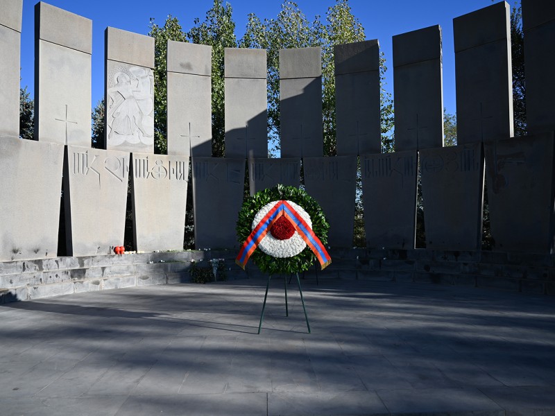 Президент Армении воздал дань памяти героям, павшим за защиту Родины