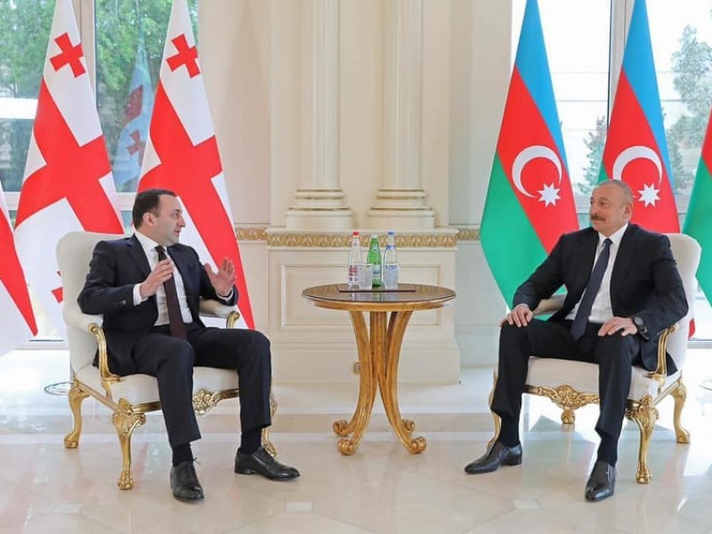 Гарибашвили и Алиев обсудили в Баку двусторонние отношения и ситуацию в регионе