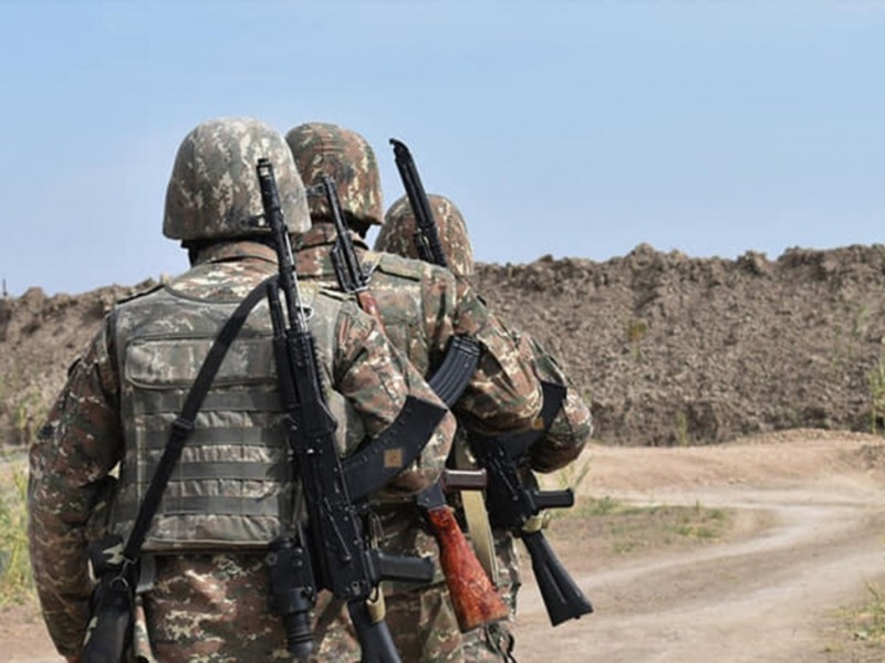 СМИ: Азербайджан передал Армении 10 военнослужащих