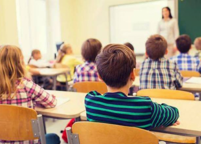 МОНКС обнародовало сроки окончания занятий в школах в 2020-2021 учебном год
