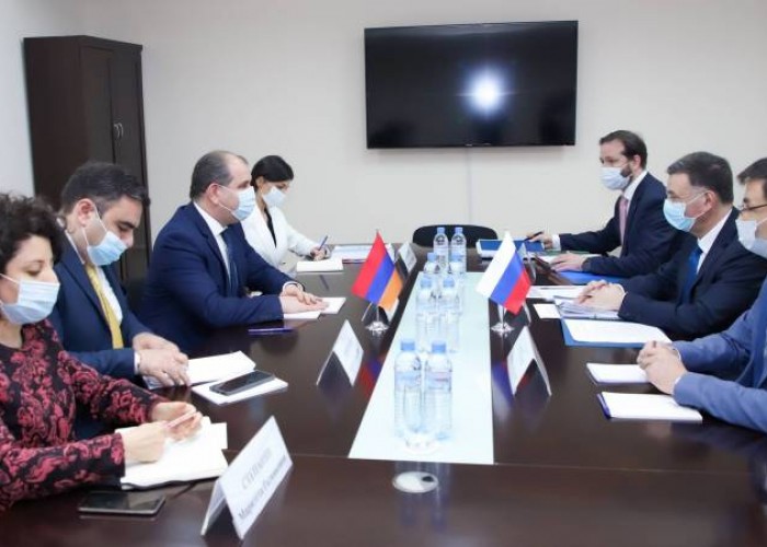 В Ереване состоялись армяно-российские межмидовские консультации