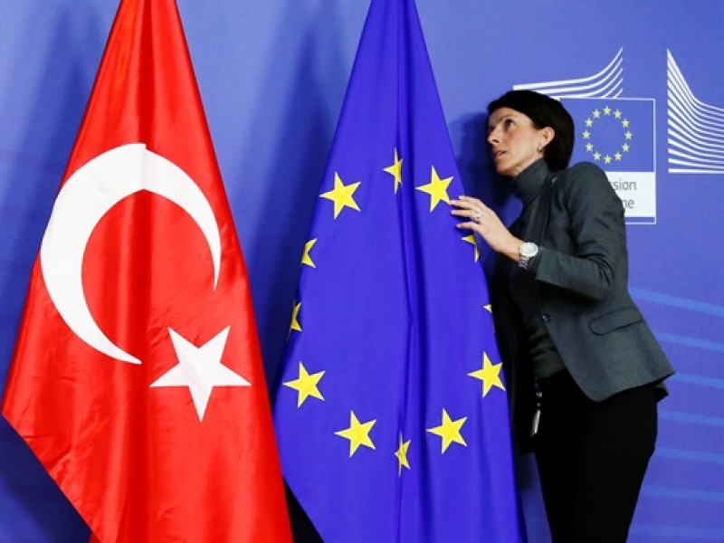 ЕС: Турция продолжает нагнетать напряженность в Восточном Средиземноморье