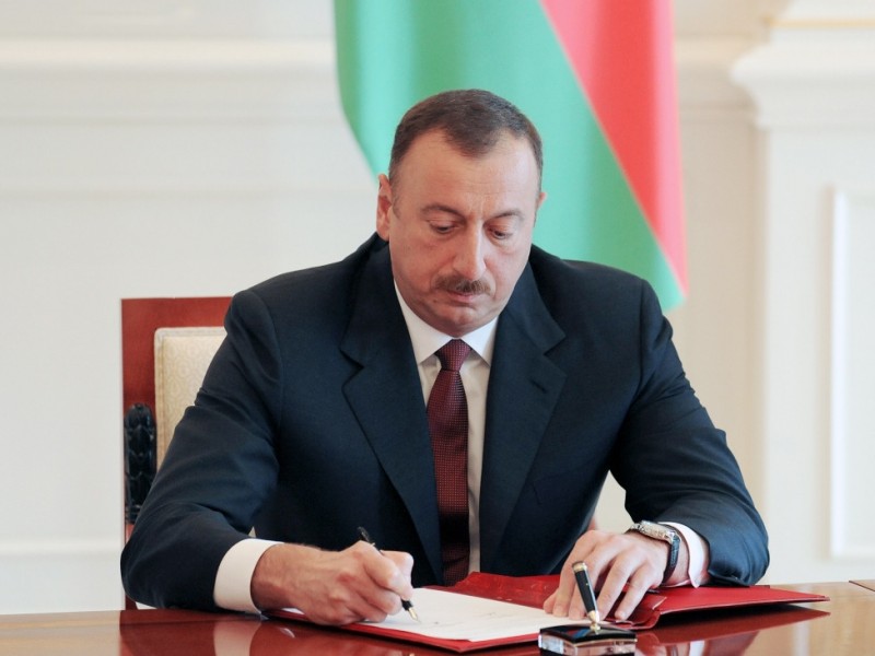 Алиев помиловал более 400 человек, среди них оппозиционеры и экс-чиновники