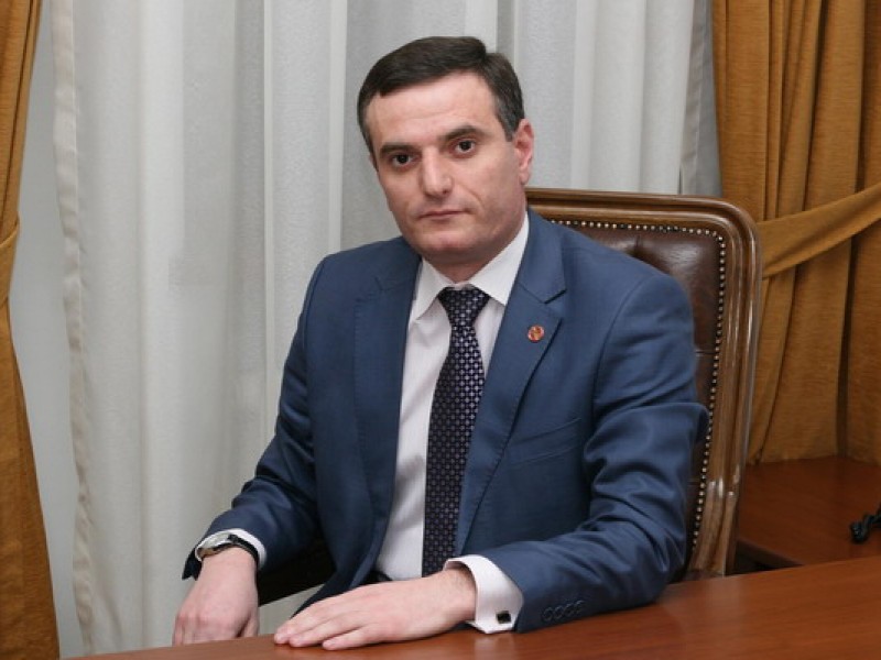 Артак Закарян: Парламентская форма правления станет эффективной моделью для Армении