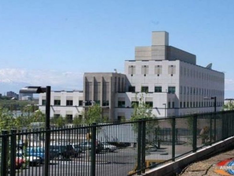 Быть начеку: посольство США в Армении предупредило своих граждан