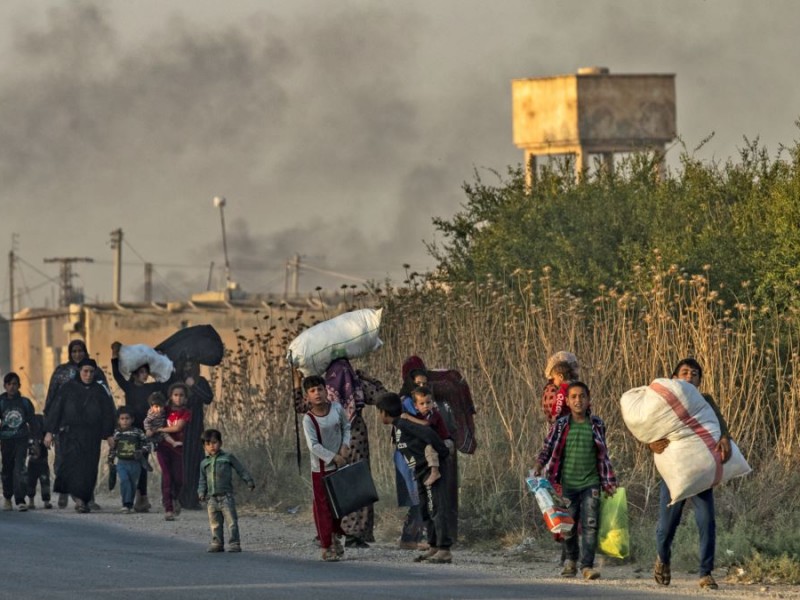 В Сирию за сутки вернулись более тысячи беженцев - Минобороны РФ 