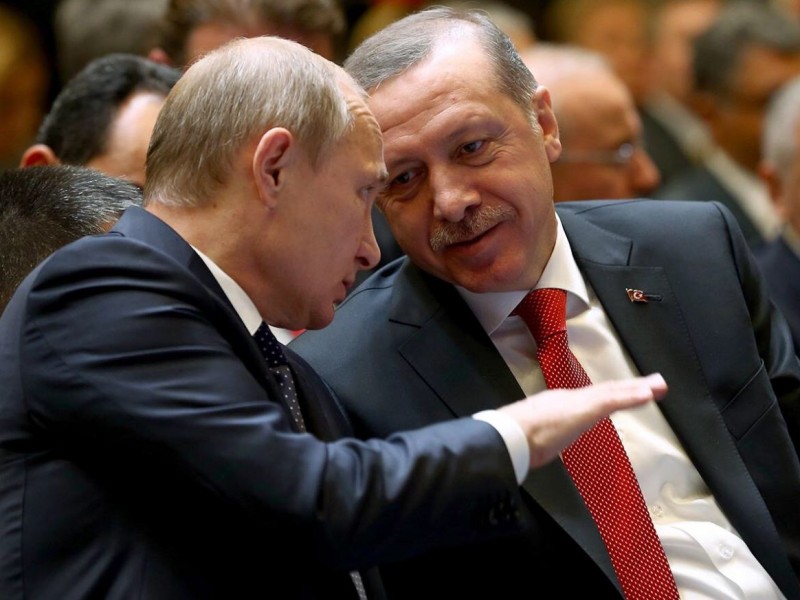 Путин поручил МИД рассмотреть формат возможного визита Эрдогана в Крым 